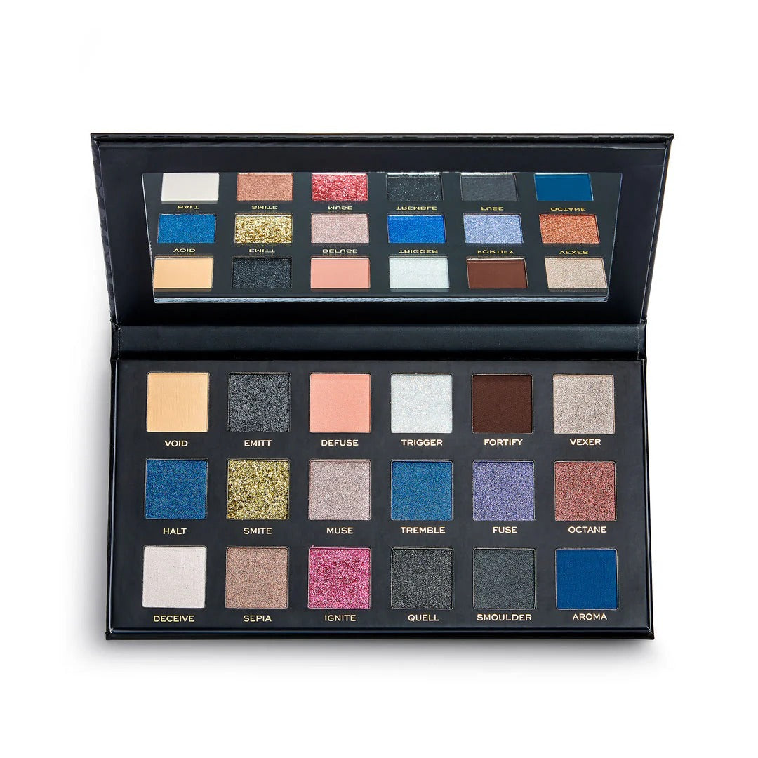 Revolution Pro Smoked Eyeshadow Palette - 18g